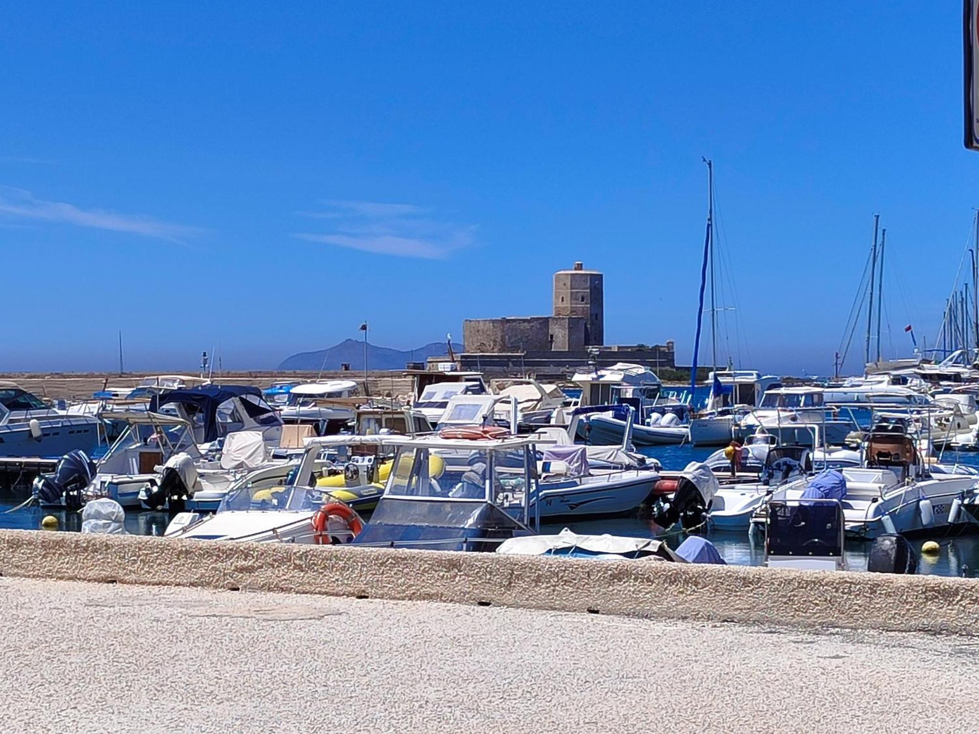 Alla Marina Da Pina Trapani Exteriér fotografie